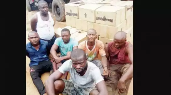 Two Siblings Rob Ogun Warehouse And Steal N30million Worth of Goods (Photo)